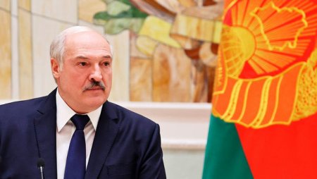 Lukaşenko: “Belarus Qarabağda hərbi əməliyyatların tamamilə dayandırılmasını alqışlayır”