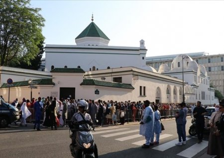 Fransada daha bir məscid bağlanır - İslama yer yoxdur