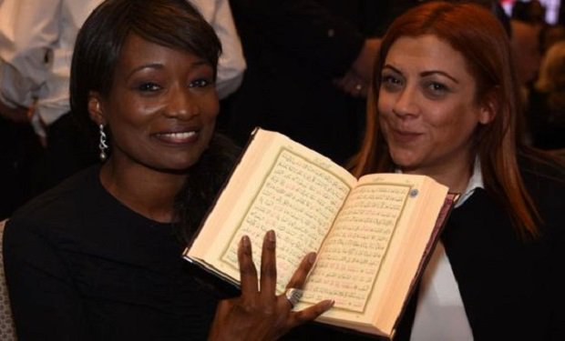 İslamı qəbul edən dünya ulduzu — “Allah məni mükafatlandırdı”