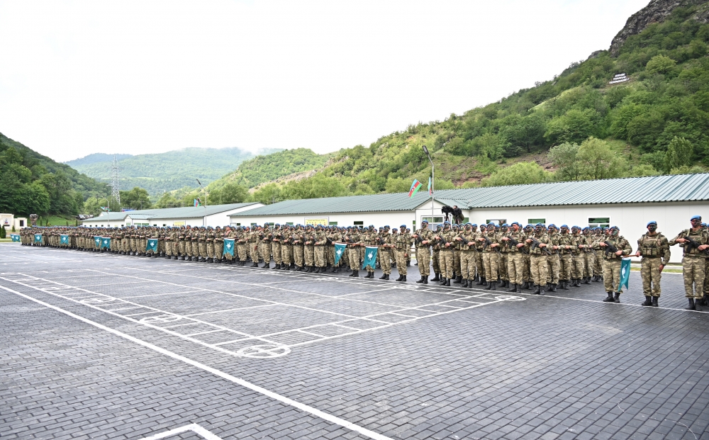 İlham Əliyev Kəlbəcərdə hərbi hissənin açılışında - Fotolar