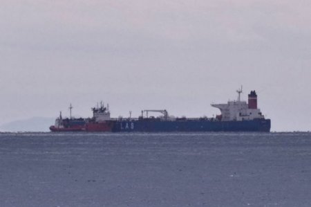 Rusiya gəmisi ilə daşınan İran nefti ABŞ-a göndərildi