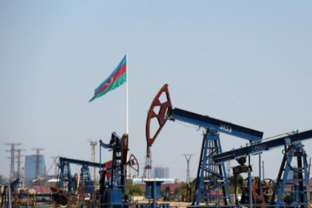 Azərbaycan nefti iki dollardan çox ucuzlaşıb
