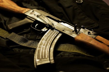 Britaniya Müdafiə Nazirliyi: “Rusiyada çağırışçılara köhnəlmiş silahlar təhkim edilir”