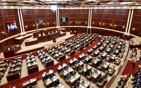 Naxçıvan Ali Məclisinin deputatlarının maaşı artırıldı