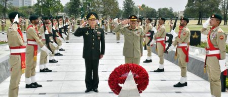 Kərim Vəliyev Pakistanın komandanı ilə görüşdü - FOTOLAR
