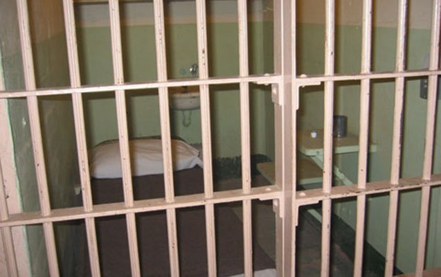 Arvadını qətlə yetirən Qaçay təcridxanada yanaraq ölüb - Ailə faciəsi...